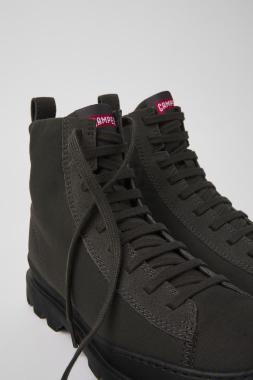 ексклузивне женске глежњаче Цампер брутус сиве од текстила и нубука