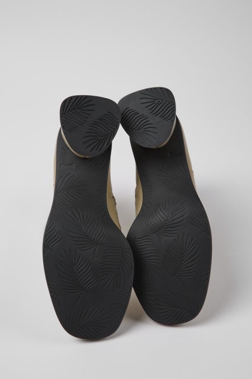 кампер киара беж кожне глежњаче нове доласке