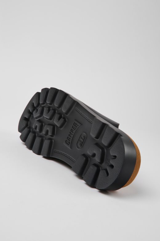 дизајн брутус сандале црне кожне клопе за жене кампер