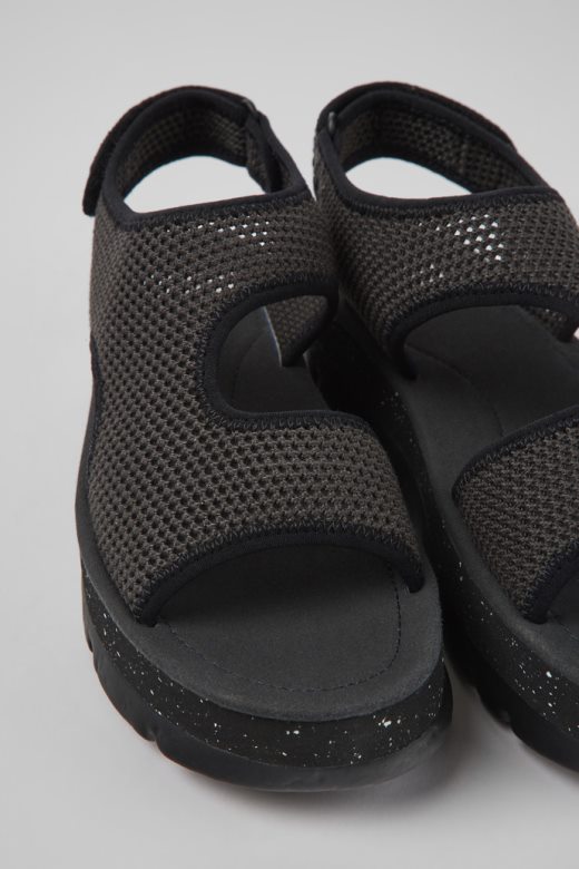 кампер дизајн оруга уп сиве текстилне сандале за жене