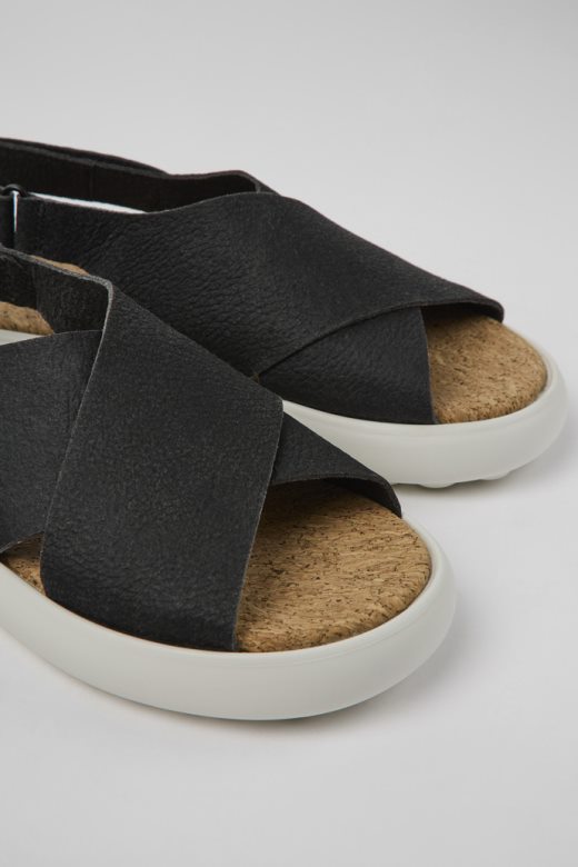 кампер дизајн пелотас флота црне и беле кожне сандале за жене