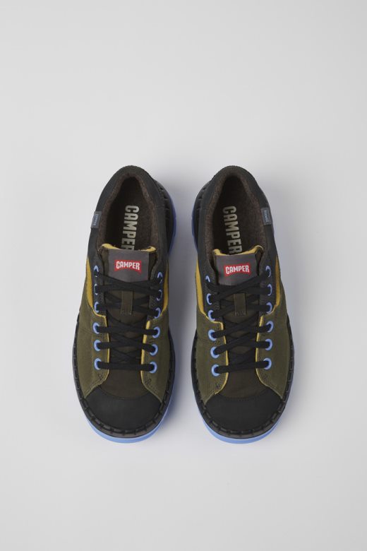 дизајн теик зелене и сиве ципеле од рециклираног текстила за жене кампер