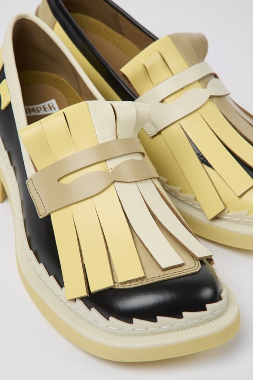 дизајн твинс разнобојне кожне мокасинке за жене кампер