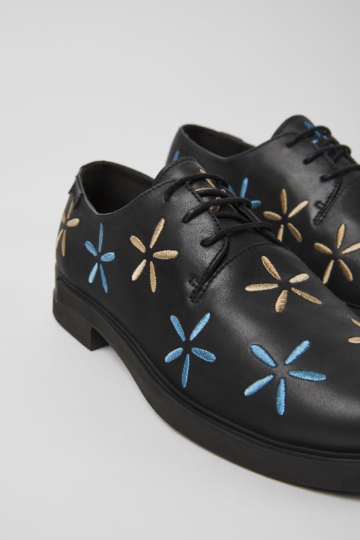 камп твинс црне кожне ципеле за жене новопридошле