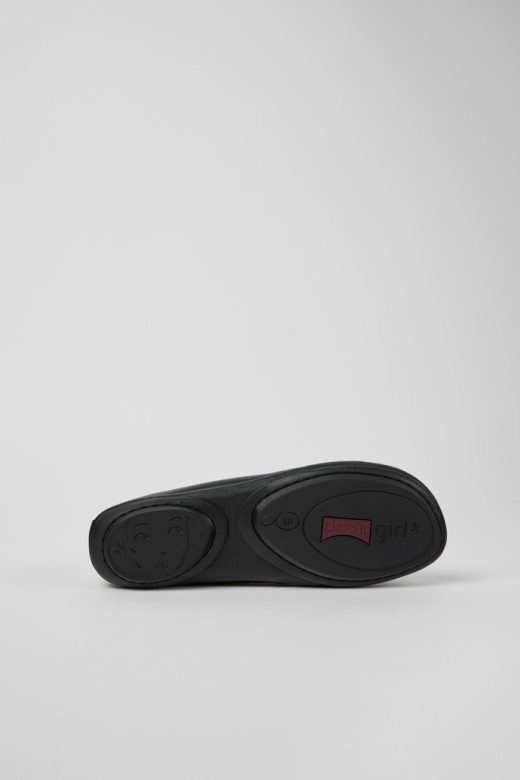 дизајн праве црне кожне ципеле за жене кампер