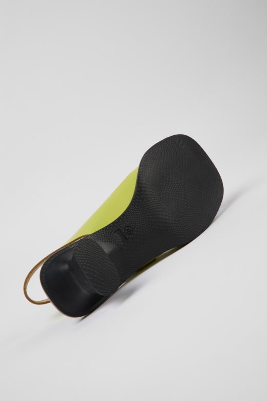 Дизајн дина зелене кожне сандале за жене кампер