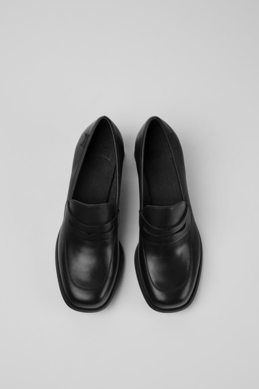 дизајн киара црне кожне потпетице кампер