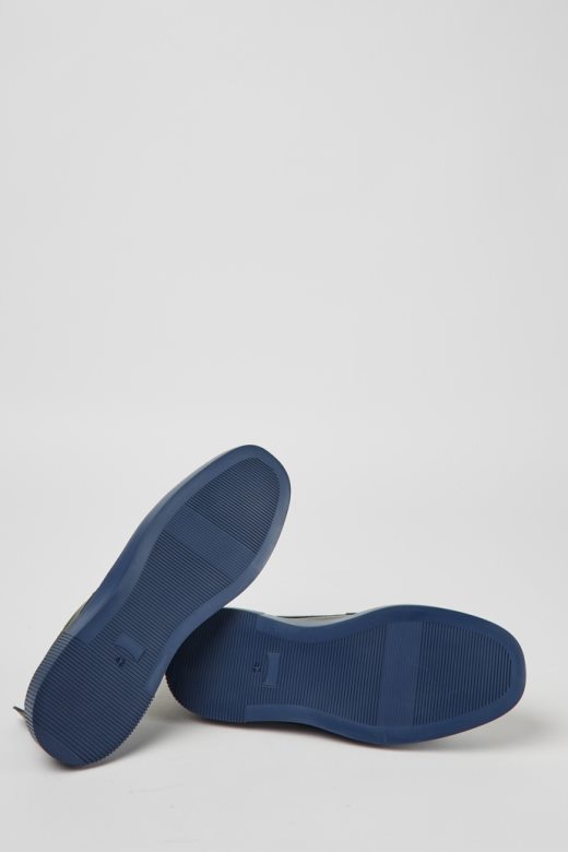 Билл Греи кожне ципеле на пертлање ексклузивни кампер