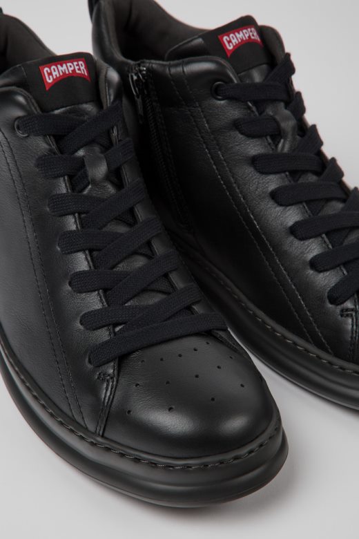 кампер дизајн тркач мушке црне глежњаче