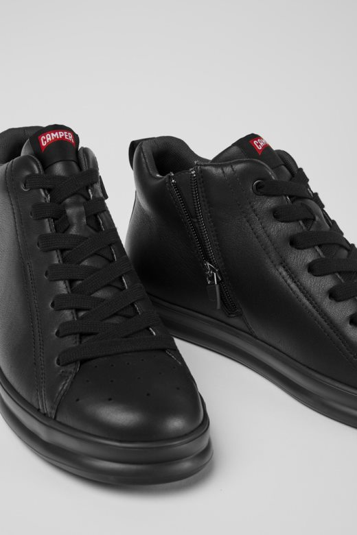 тркач црне кожне патике кампер нови доласци