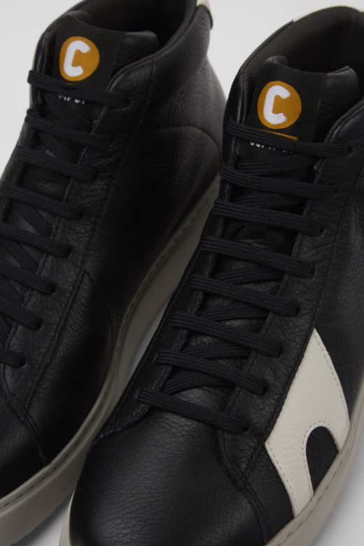 ексклузивне кампер руннер к21 црно-беле кожне патике