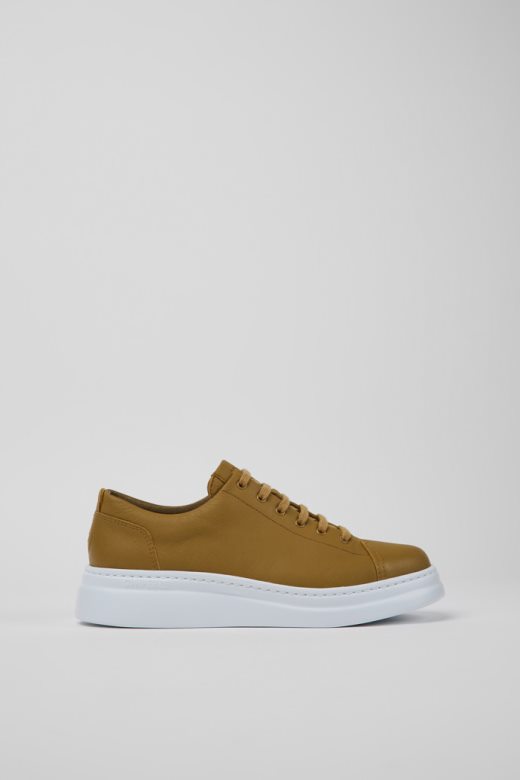 дизајн други браон кожне патике за жене кампер