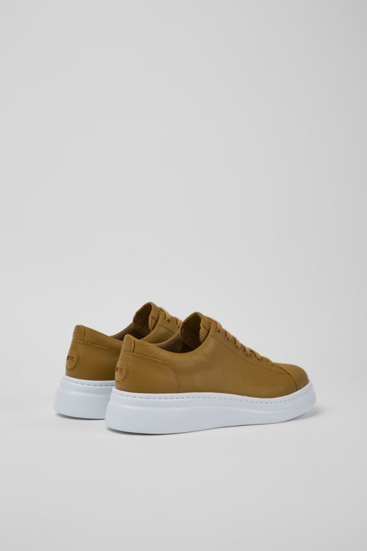 дизајн други браон кожне патике за жене кампер