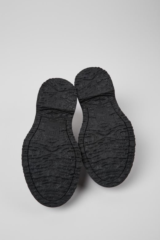 Ексклузивне кампер валден црне кожне мокасинке за жене