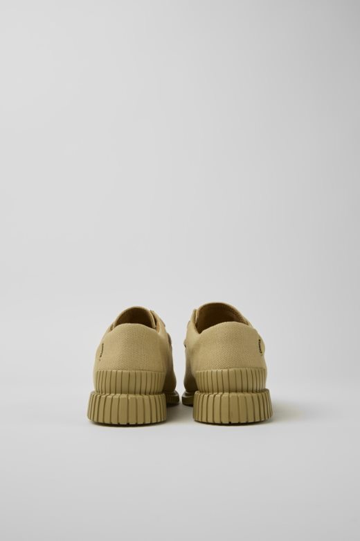 дизајн пик беж ципеле од рециклираног памука за жене кампер